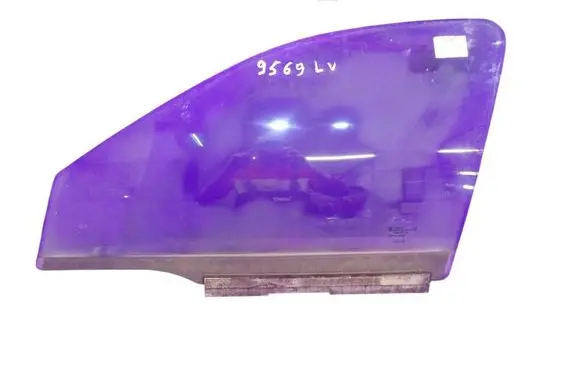 Opel Corsa C Front door window glass four-door 