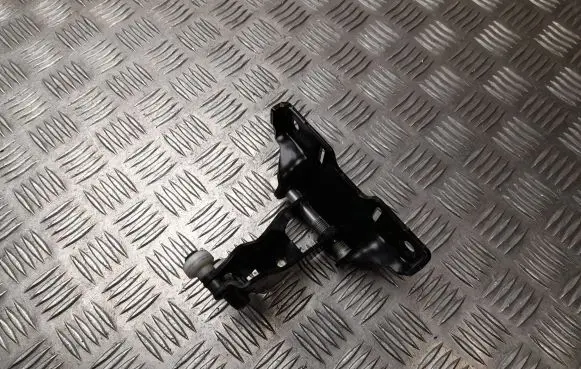 Mercedes-Benz Sprinter W907 W910 Rear door upper hinge A9107630100