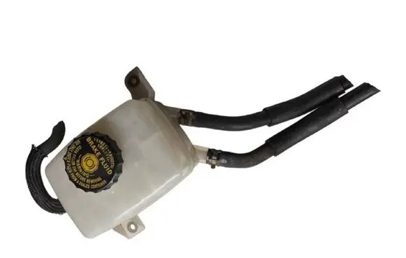 Lexus RX 330 - 350 - 400H Brake fluid reservoir 13231140500