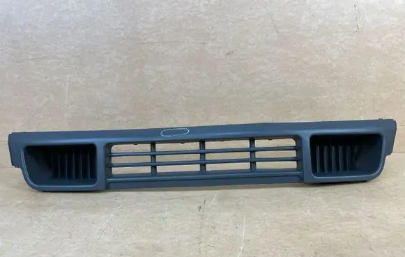 Volkswagen Transporter - Caravelle T5 Front bumper upper radiator grill 5896590 7H0807719 7H08077197G9