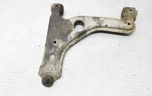 Opel Astra H Front lower control arm/wishbone