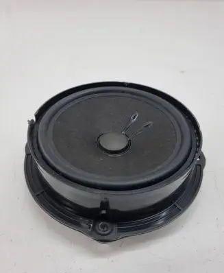 Skoda Octavia Mk3 (5E) Front door speaker 5E0035411C