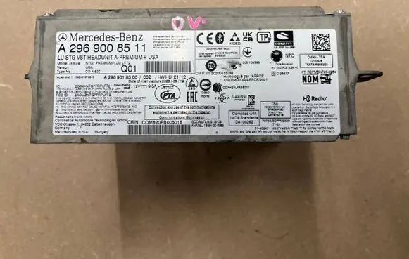 Mercedes-Benz EQS X296 Radio/GPS head unit trim A2969008511