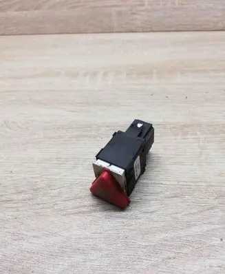Skoda Fabia Mk1 (6Y) Hazard light switch 6Y0953235