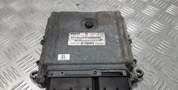Chrysler Grand Voyager V Engine control unit/module 0281013530 P05187070AH