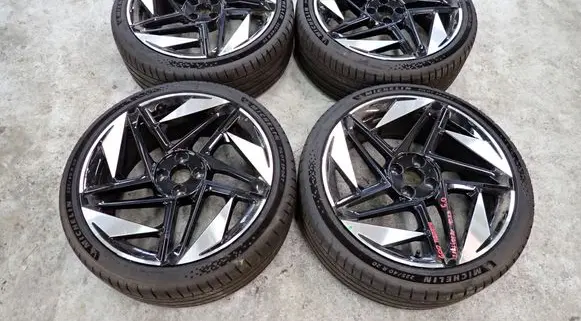 Fiat 600 R20 alloy rim 