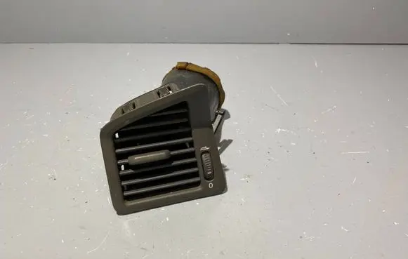 Volvo V70 Dash center air vent grill 3409373