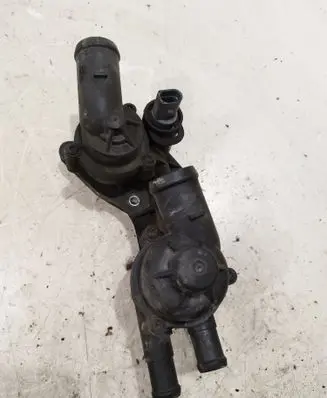 Volkswagen PASSAT B6 Thermostat housing 03C121121D