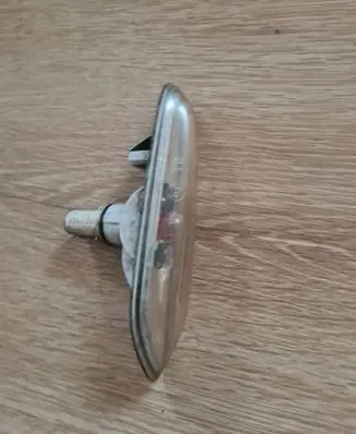 BMW 5 E60 E61 Front fender indicator light 7165742