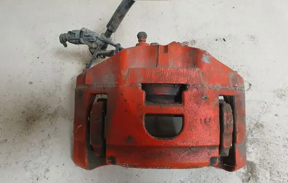 Audi A8 S8 D3 4E Front brake caliper