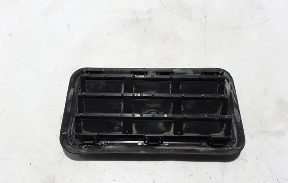 Chrysler Pacifica Fender grill 68170766AB