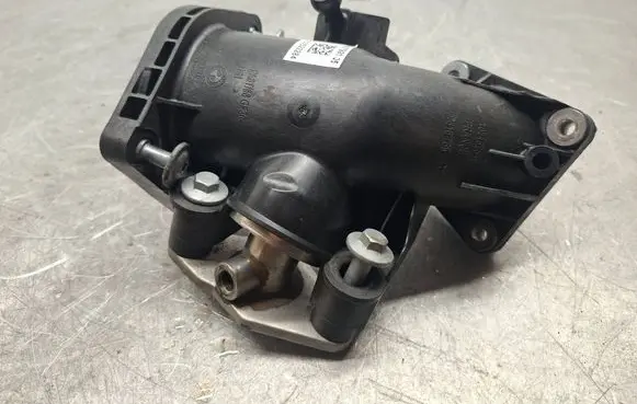 BMW 5 F10 F11 EGR valve line/pipe/hose 780799105