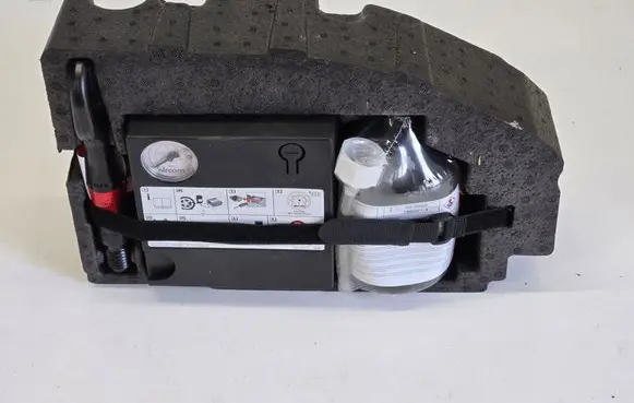 Porsche Panamera (971) Tool box 971864475B