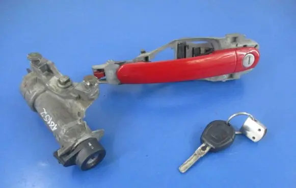 Seat Ibiza IV (6J,6P) Ignition lock 4B0905851C