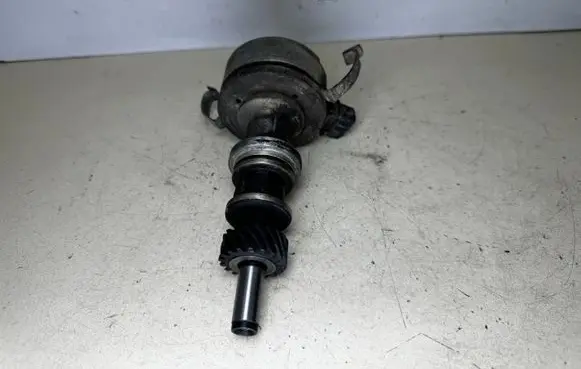 Ford Sierra Spark distributor 0237520009 85HF12100DA