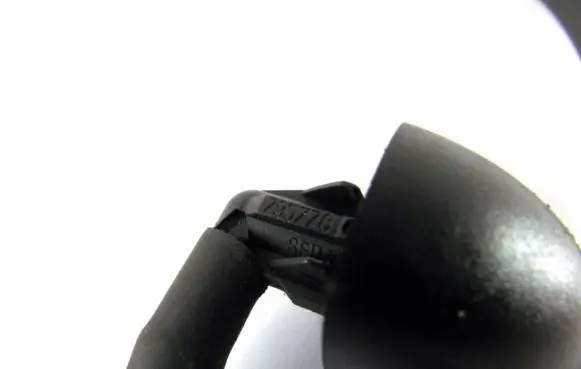 Renault Kangoo I Windshield washer spray nozzle 795778