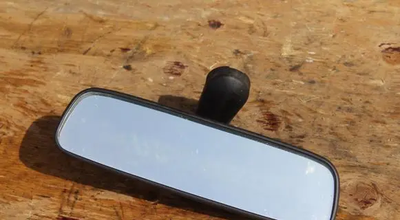 Subaru Outback Rear view mirror (interior)