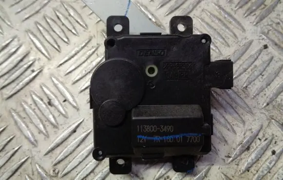 Mitsubishi Space Star Air flap motor/actuator 1138003490 7R16D017700