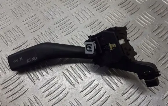 Volkswagen Golf V Indicator stalk 1K0953513