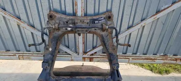 Nissan Leaf I (ZE0) Front subframe
