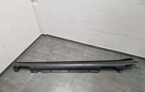 BMW 2 F45 Sill 7318851 51777318851