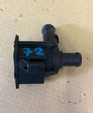 Skoda Octavia Mk3 (5E) Electric auxiliary coolant/water pump 06H121601J 704071130 T0783064