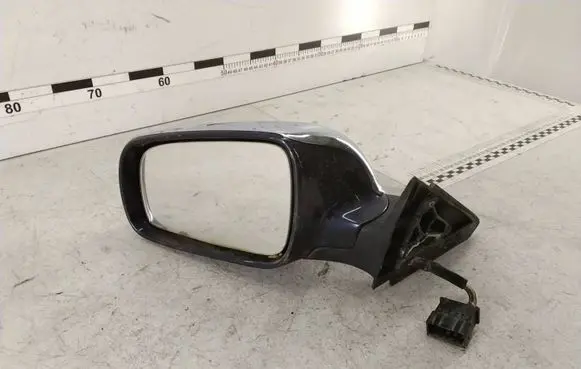 Audi A3 S3 8L Front door electric wing mirror RS0225395