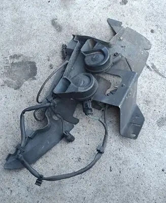 Audi A6 S6 C6 4F Horn signal 024148 4F0121283