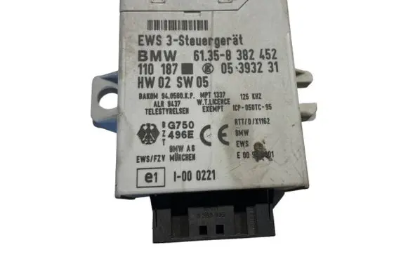 BMW 5 E39 Immobilizer control unit/module 8382452 61358382452 05393231