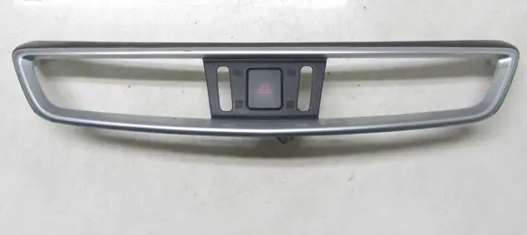 Nissan Qashqai Hazard light switch