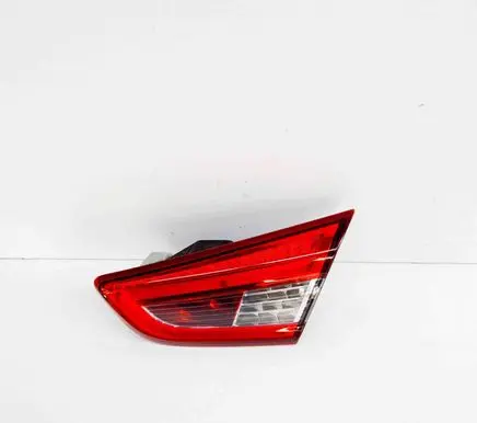 Maserati Ghibli Tailgate rear/tail lights 670004663 6700046630