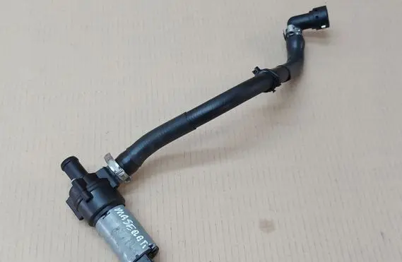 Maserati GranTurismo Water pump 392020034Parts