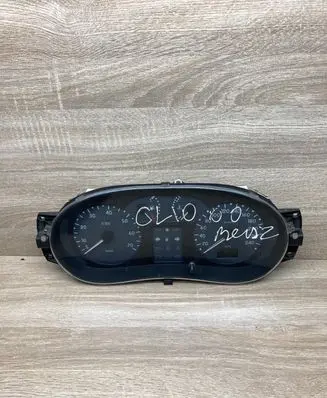 Renault Clio II Speedometer (instrument cluster) 7700428504