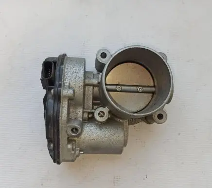 Ford C-MAX II Throttle valve D87E9F991AJ H1611A0339