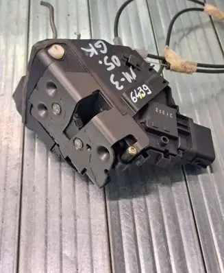 Mazda 3 I Rear door lock 3N6AA26413B