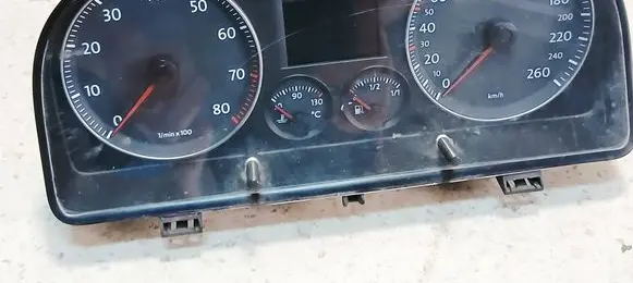 Speedometer (instrument cluster)