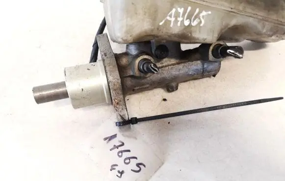 Ford Focus Master brake cylinder