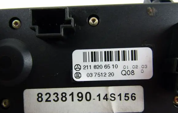 Mercedes-Benz E W211 Parking (PDC) sensor switch 2118206510