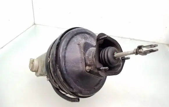 Opel Zafira A Brake booster 90496289 32066526