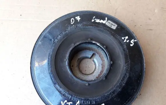 Renault Scenic II - Grand scenic II Crankshaft pulley 8200552236