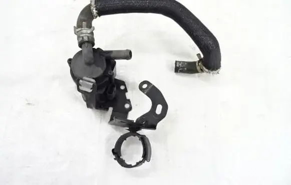 Peugeot RCZ Electric auxiliary coolant/water pump V761936280