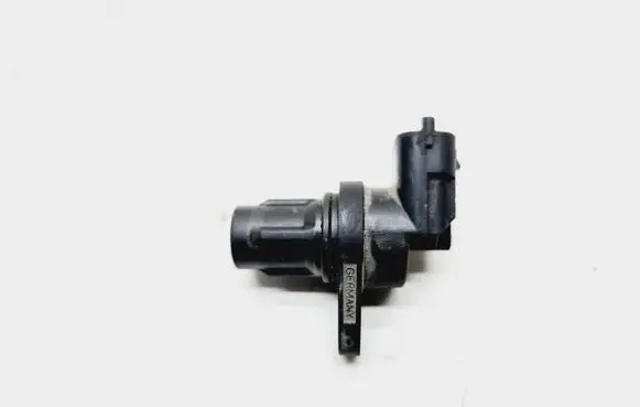 Mercedes-Benz C W204 Crankshaft position sensor 0232103050 A0041539628