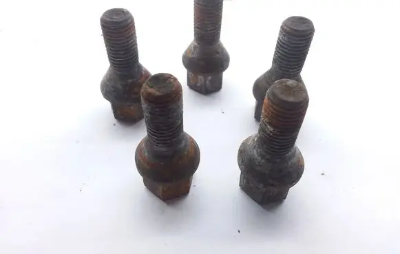 Opel Vectra C Nuts/bolts 