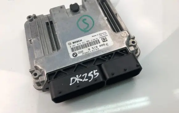 BMW X1 E84 Engine control unit/module ECU 8519009 0281018821