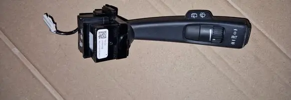 Volvo V70 Wiper control stalk 31264168