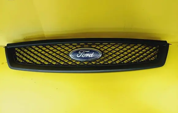 Ford Focus Front grill 4M518C436A 4M518C436AC 4M518138AE