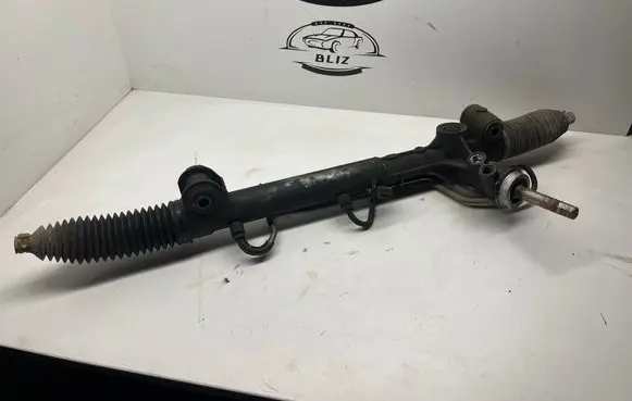 Opel Meriva B Steering rack A0013677