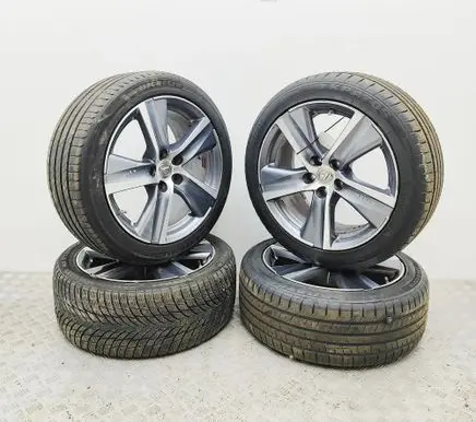 Lexus GS 250 350 300H 450H R18 alloy rim 4261130D70