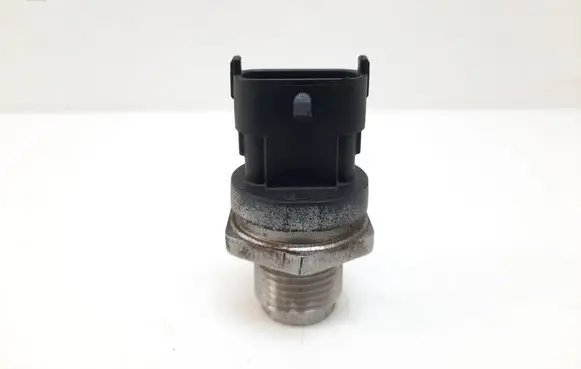 Fuel pressure sensor