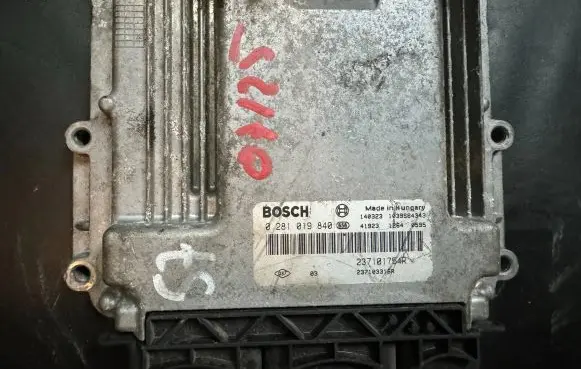 Nissan Primastar Engine control unit/module 0281019840 237101754R